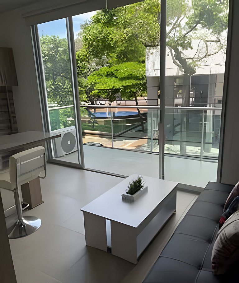 (203) Apartamento con Vista a la Ciudad en Granada