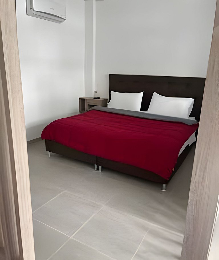 (203) Apartamento con Vista a la Ciudad en Granada