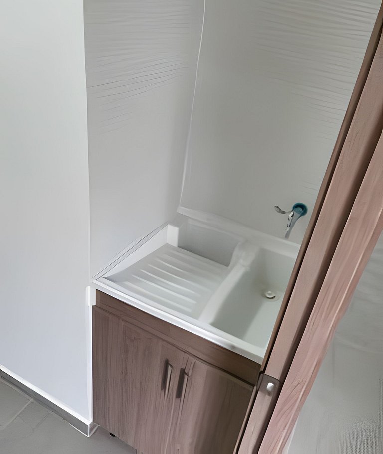 (203) Apartamento con Vista a la Ciudad en Granada